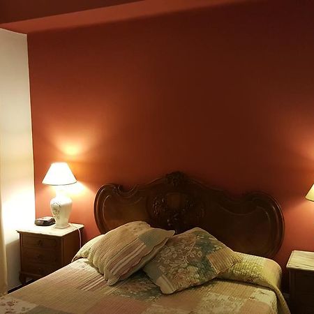 Hostal Residencia Catalina Palamos Exterior photo